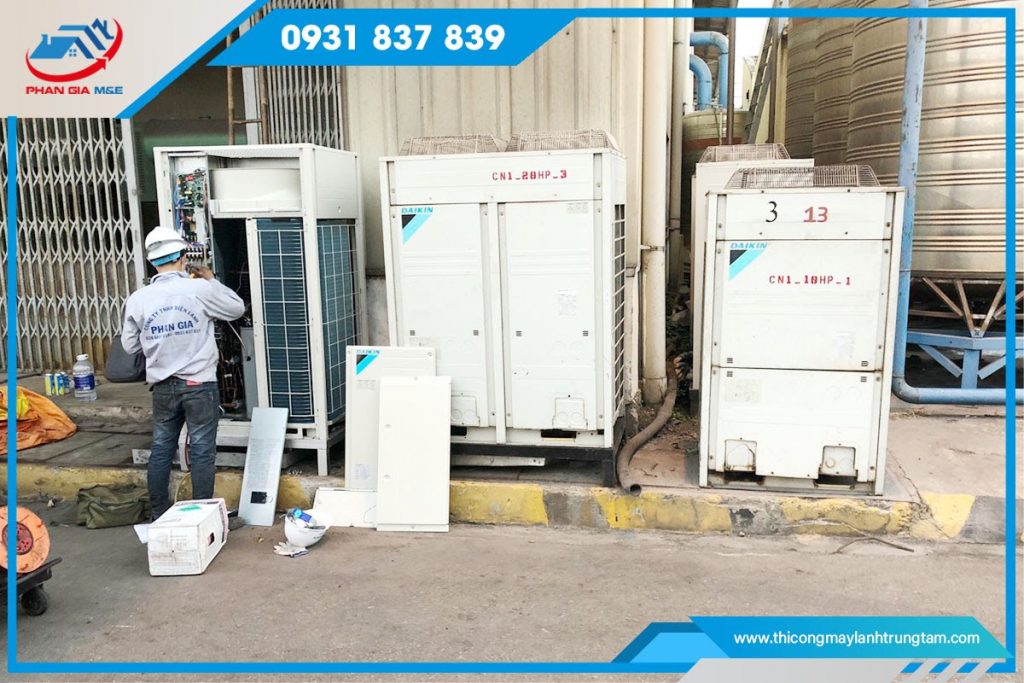 Dịch vụ sửa chữa máy lạnh tủ đứng của Điện lạnh Phan Gia