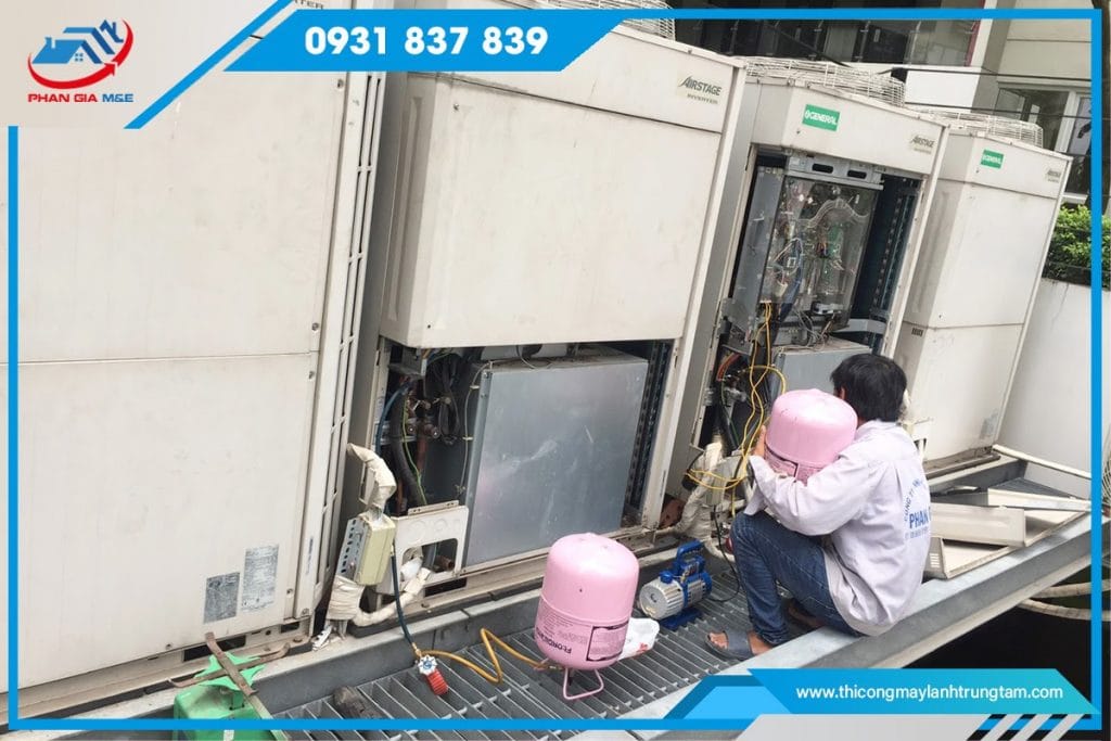 Cách lắp đặt dàn nóng máy lạnh áp trần đúng kỹ thuật
