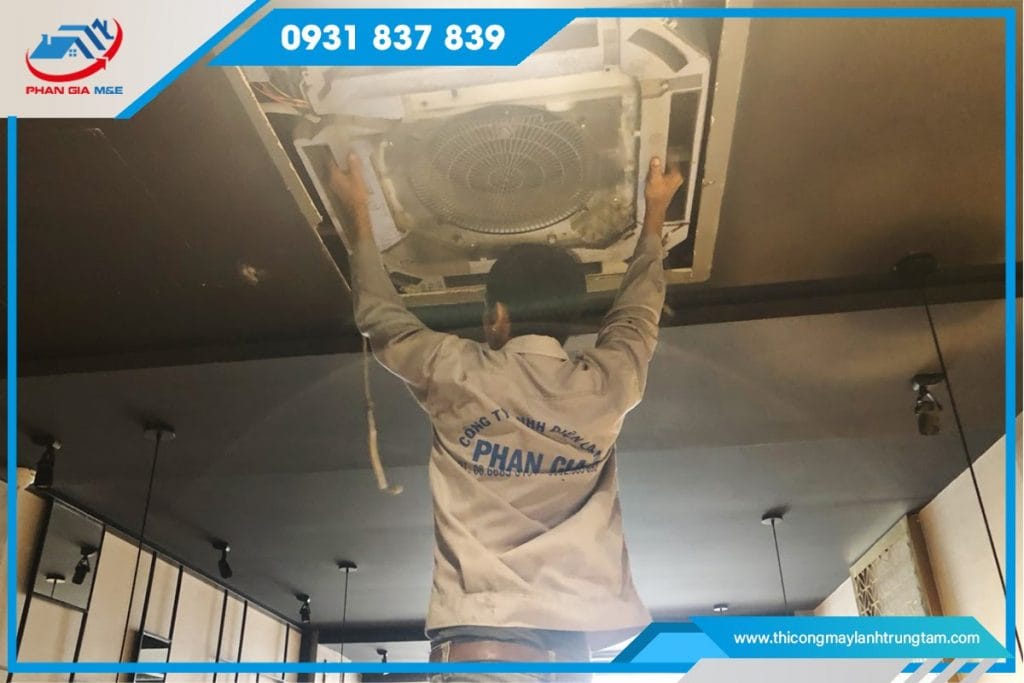 Thi công máy lạnh âm trần cần ghi nhớ những vấn đề gì?